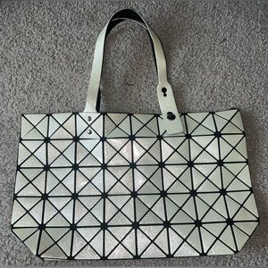 BAOBAO ISSEY MIYAKE GEOMETRIC TOTE BAG